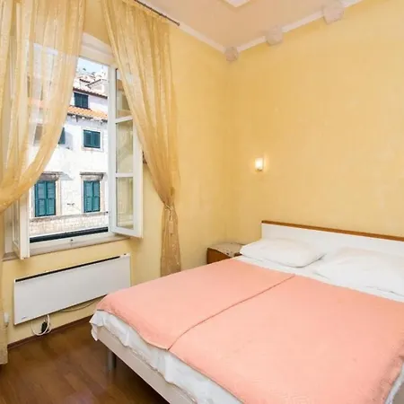 Tomasovic Old Town - One-bedroom شقة
